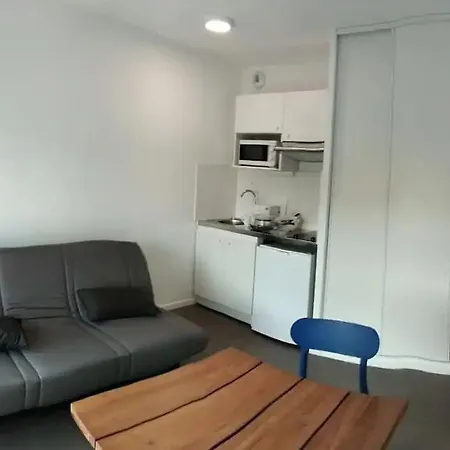 A4-16 Cosy *